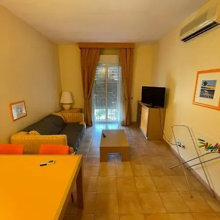 Tristan A Roma Apartment